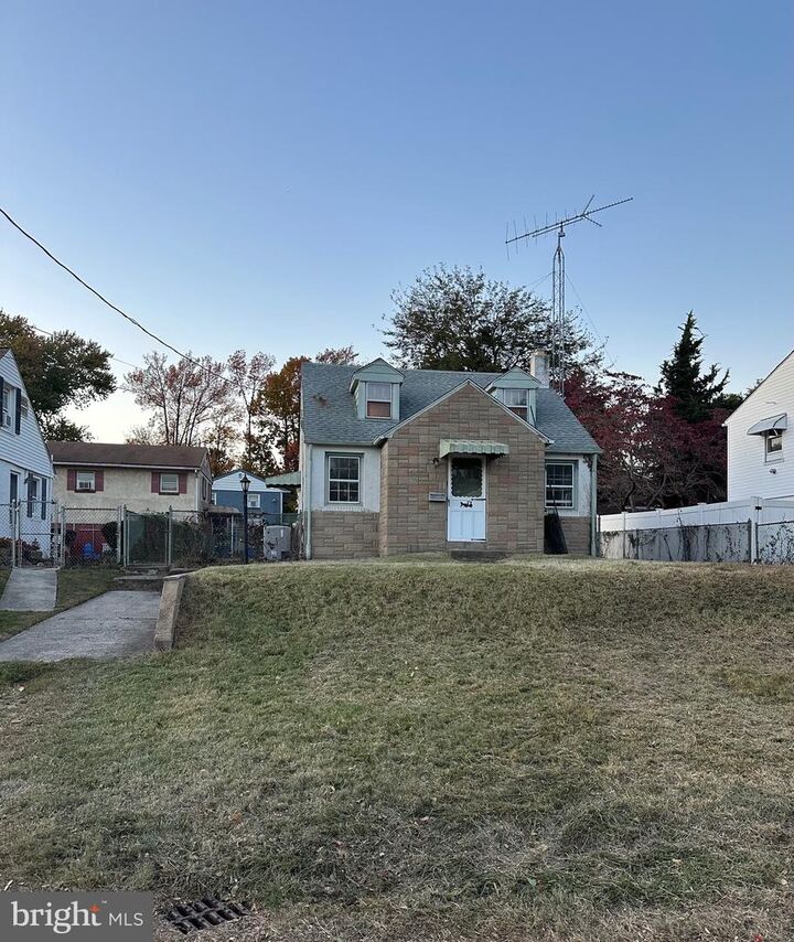 9304 Hegerman Street  Philadelphia PA 19114 photo