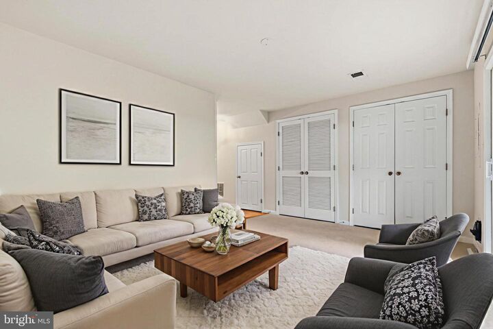 Property Photo: 5526 Sacramento Mews Place VA 22309