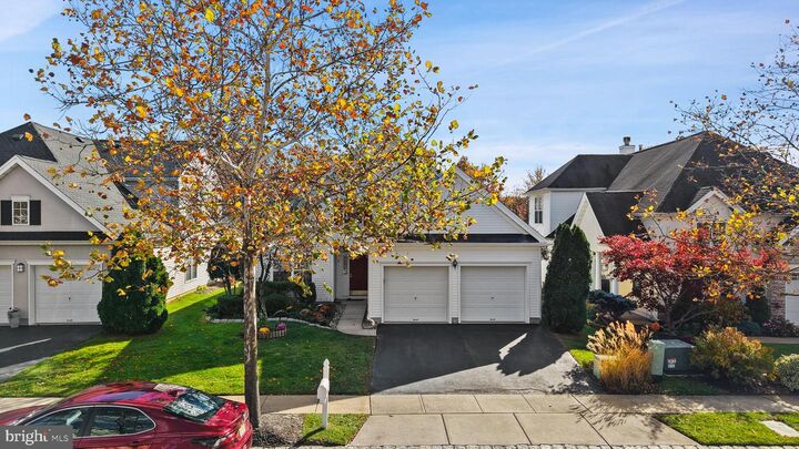 Property Photo: 6 Grande Boulevard NJ 08550