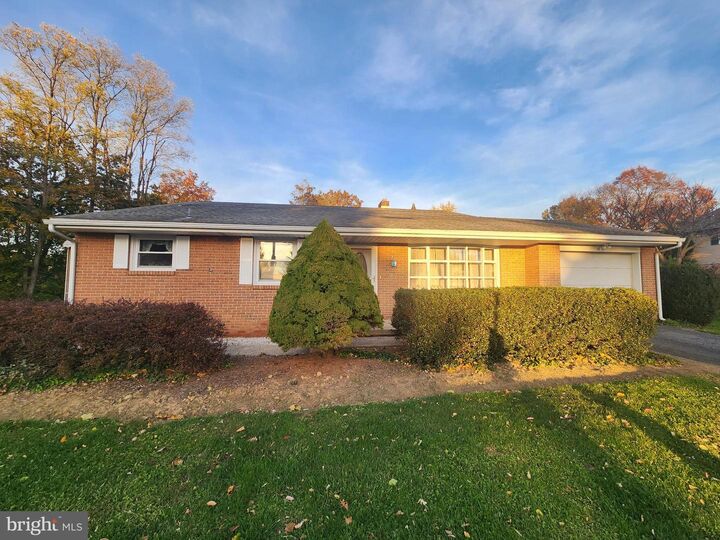 Property Photo:  103 Main Street  PA 17501 