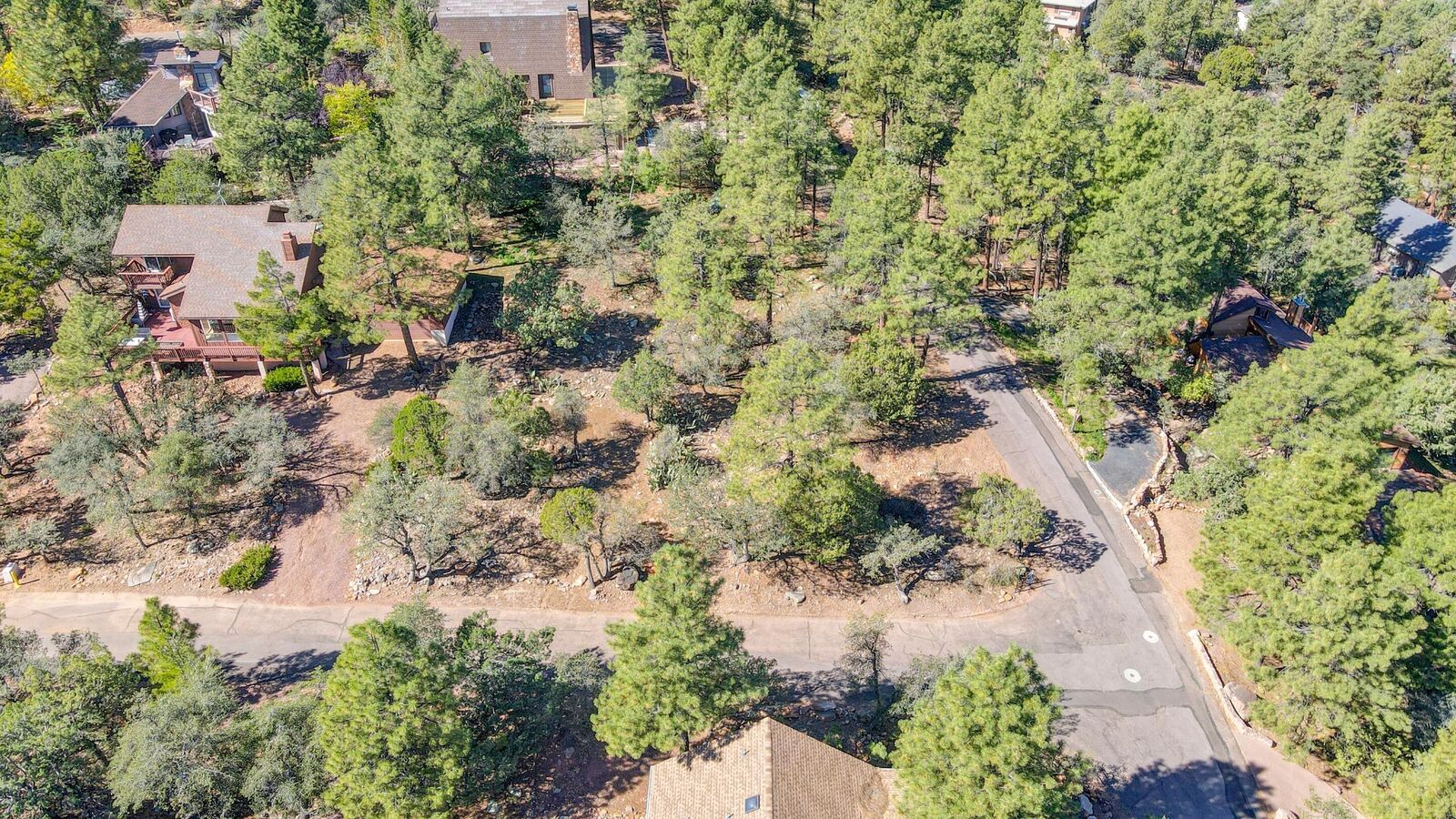 Property Photo:  6124 W Skyview Circle  AZ 85544 