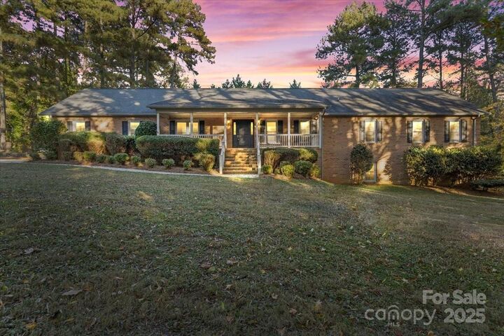 Property Photo:  1061 Fairway Drive  NC 28081 