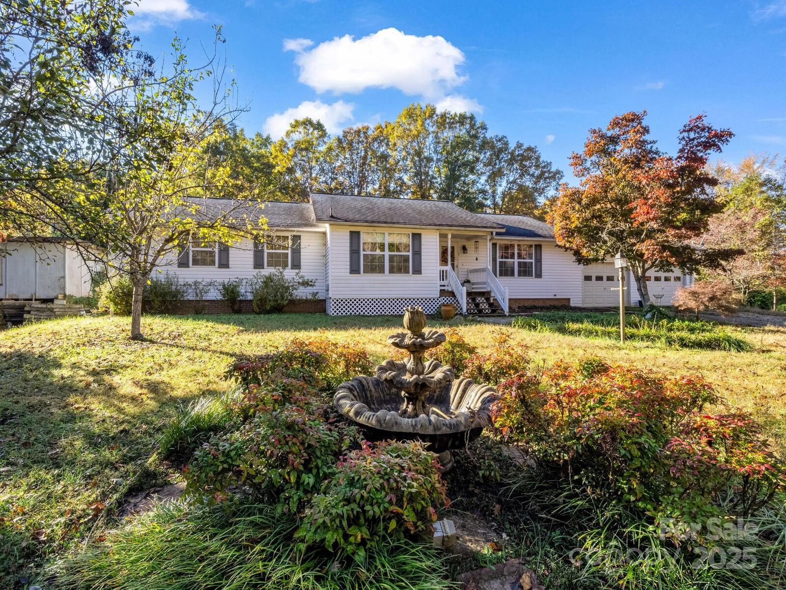 Property Photo: 262 Daisy Lane NC 28018