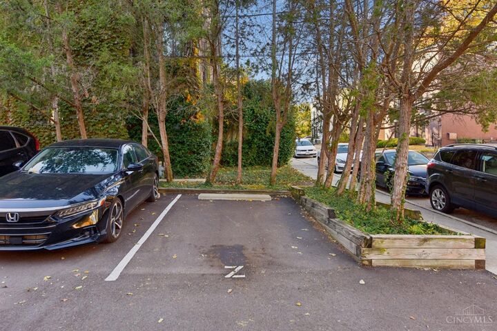 Property Photo: 987 Paradrome Street OH 45202