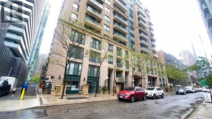 Property Photo:  35 Hayden Street 207  ON M4Y 3C3 