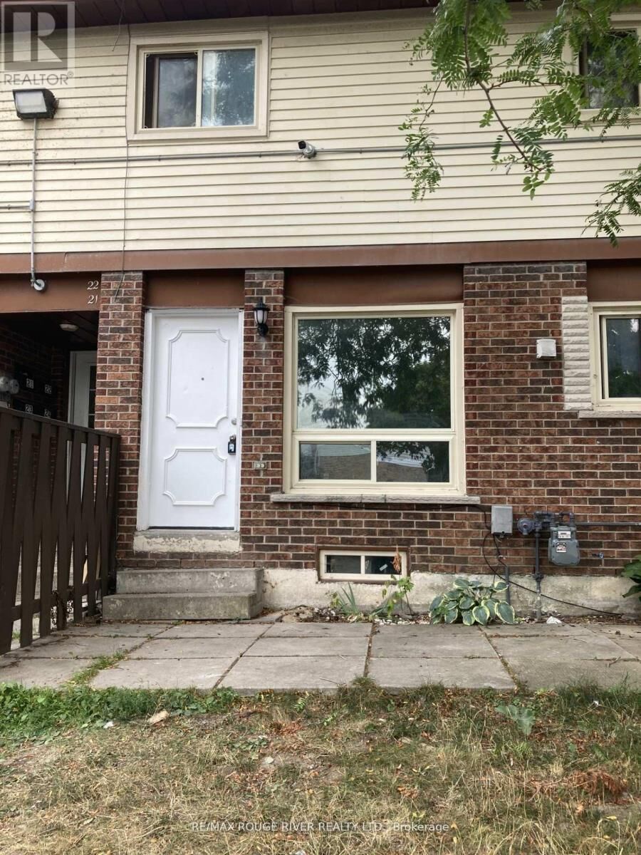 Property Photo:  255 Porter Street 21  ON L1J 1N3 