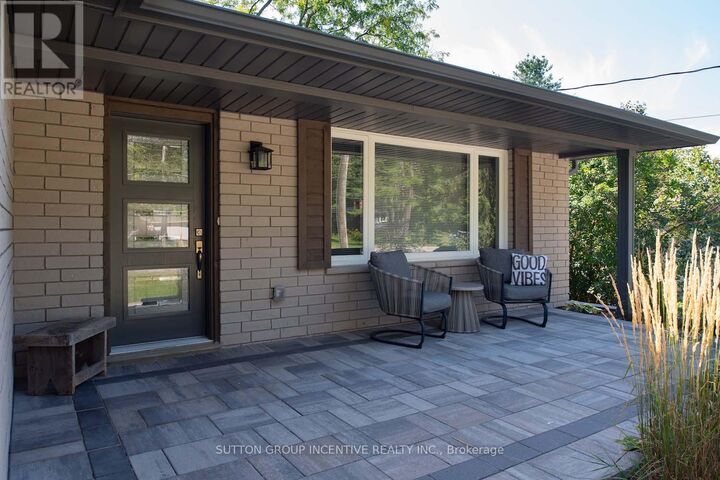 Property Photo:  1193 Sunnidale Road  ON L9X 0T4 