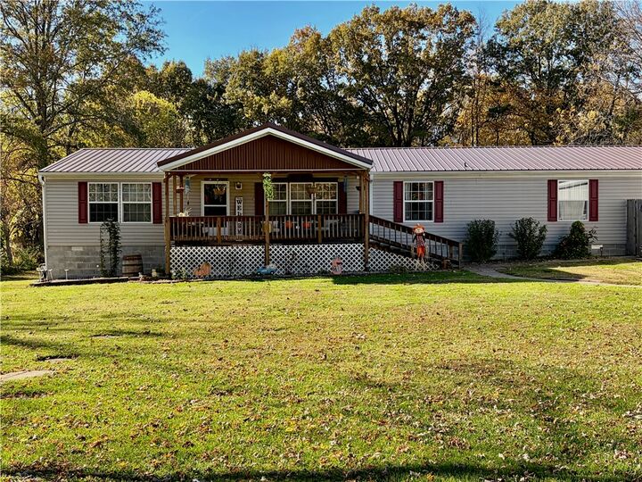 Property Photo: 220 East Street IL 62473