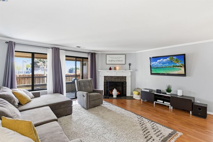 26953 Hayward Blvd 105  Hayward CA 94542 photo