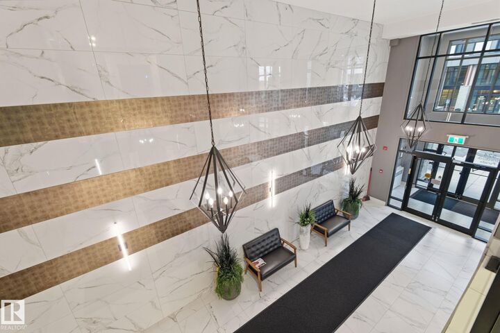 Property Photo: 528 Griesbach Parade Parade NW 113 AB T5E 6X2