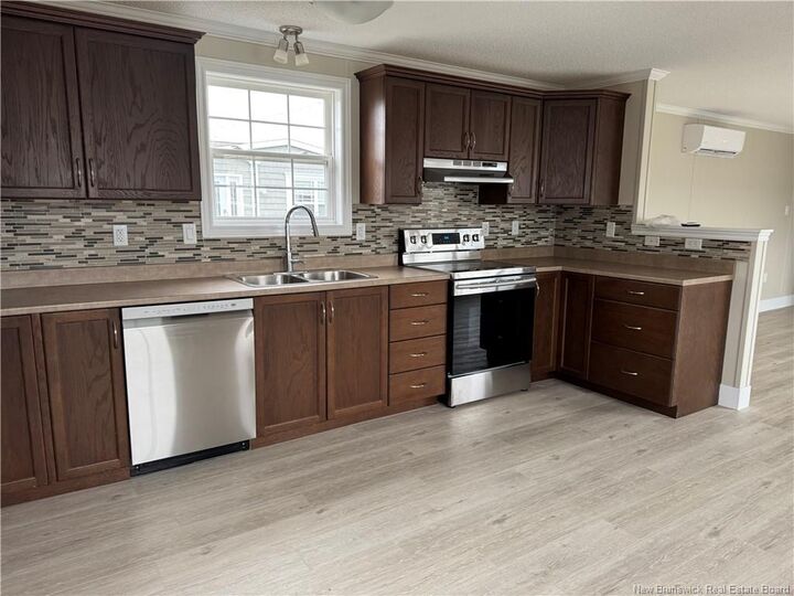 Property Photo:  39 Carr Lane  NB E7M 0G2 