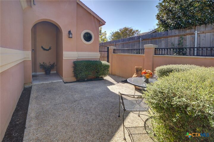1165 Legacy Drive  New Braunfels TX 78130 photo
