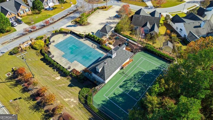 Property Photo:  233 E Skyline View  GA 30157 