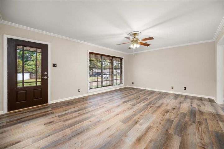 Property Photo: 2004 Roanoke Street LA 71301