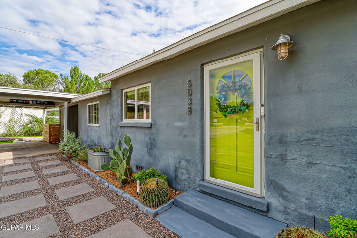 Property Photo: 5038 Ocotillo Street TX 79932