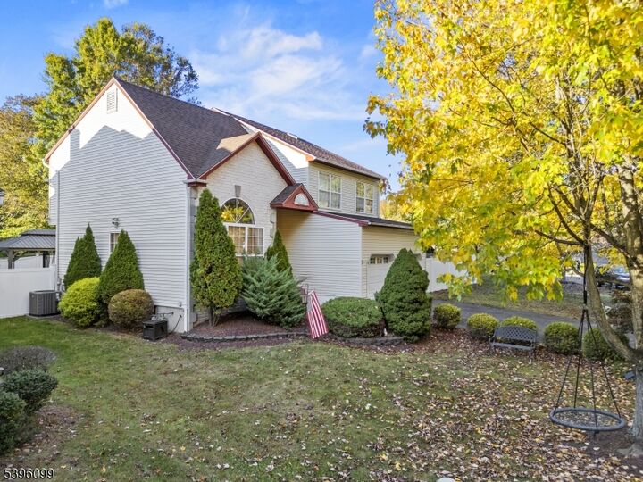 Property Photo: 43 Pemberton Dr NJ 07747