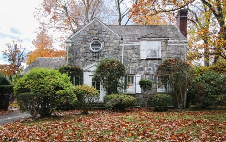 Property Photo:  84 Howard Park Dr  NJ 07670 