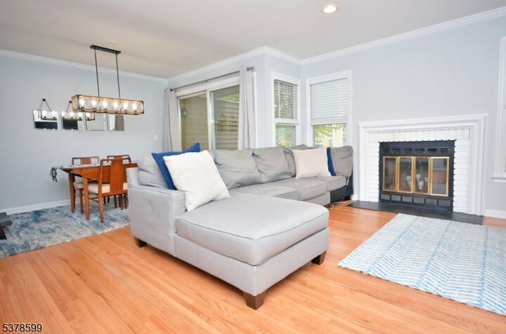 Property Photo:  13 Eton Ct  NJ 07921 