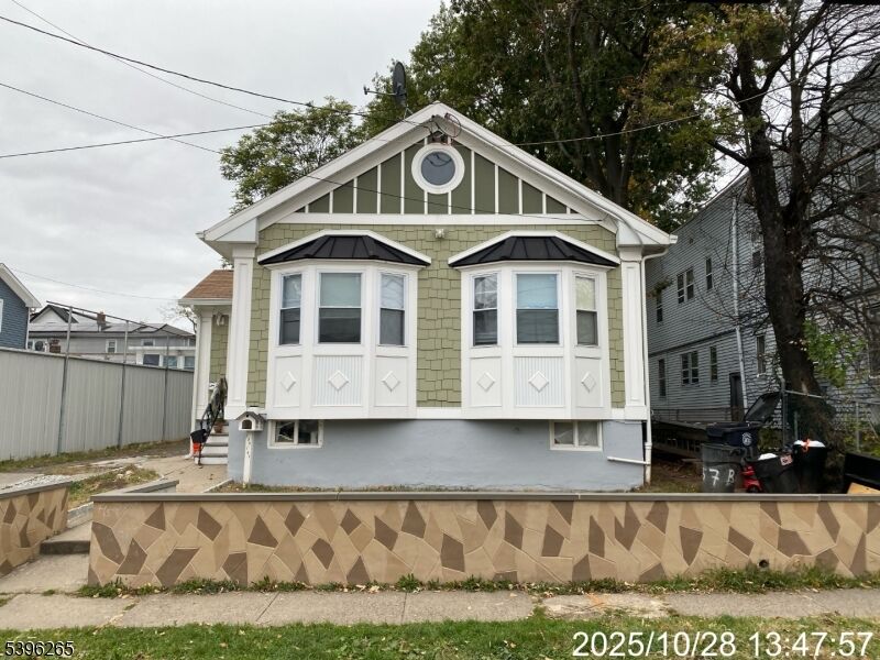 Property Photo:  139 Western Pkwy  NJ 07111 