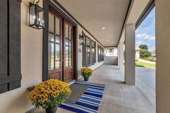 Property Photo:  17 Bellingham Court  TX 77356 