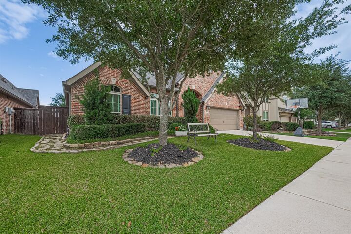 Property Photo:  1622 Quail Ridge Drive  TX 77493 
