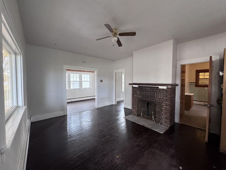 Property Photo:  906 N Frederick  IA 50662 