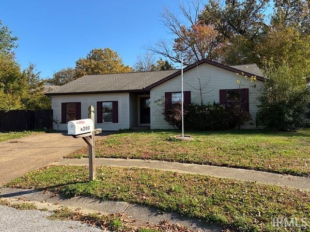 4200 Hare Court  Newburgh IN 47630 photo