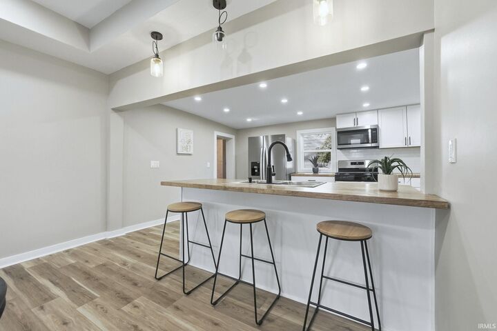 Property Photo:  1024 Adams Street  IN 46733-1818 