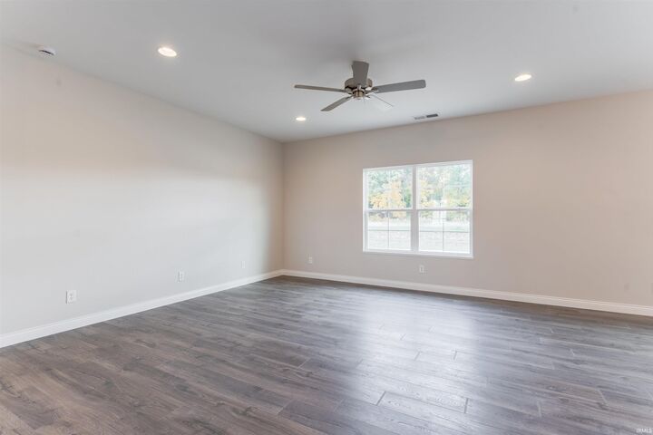 Property Photo: 1501 Eli Drive IN 47711