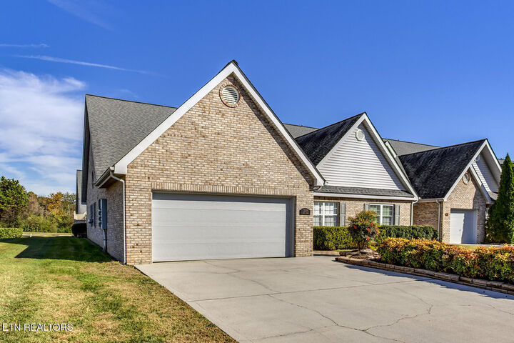 Property Photo: 3220 Lightspring Lane TN 37917