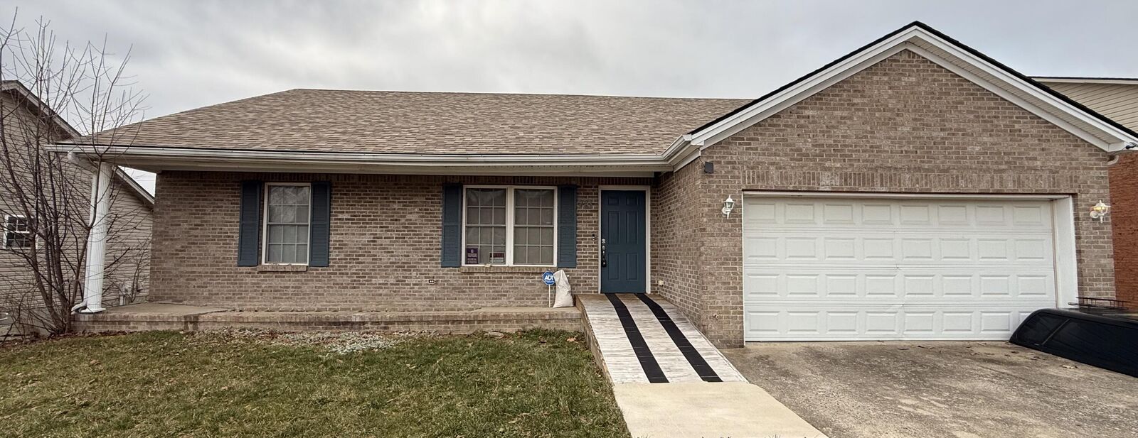 Property Photo: 221 Woodview Drive KY 40356