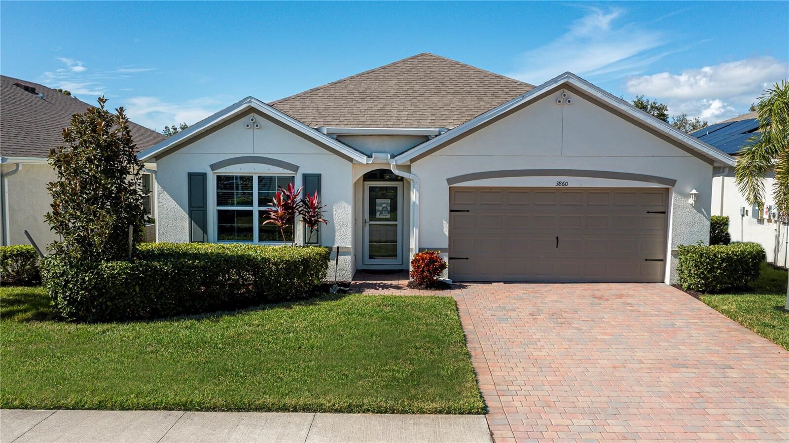 Property Photo:  3860 Cobblestone Lane  FL 33980 