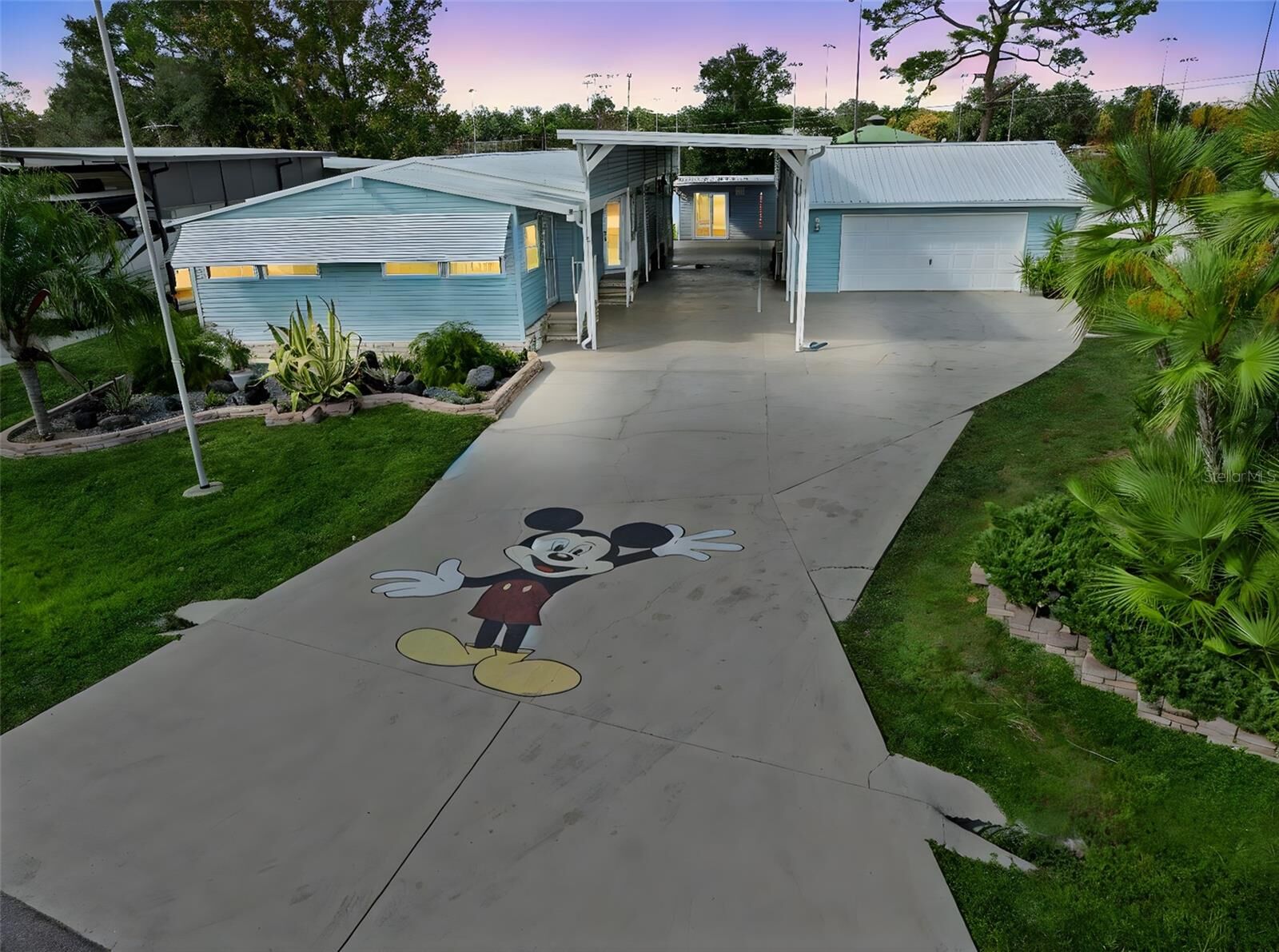 Property Photo: 5010 Northshore Drive FL 33868