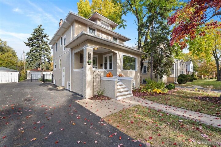 Property Photo: 392 Herrick Road IL 60546