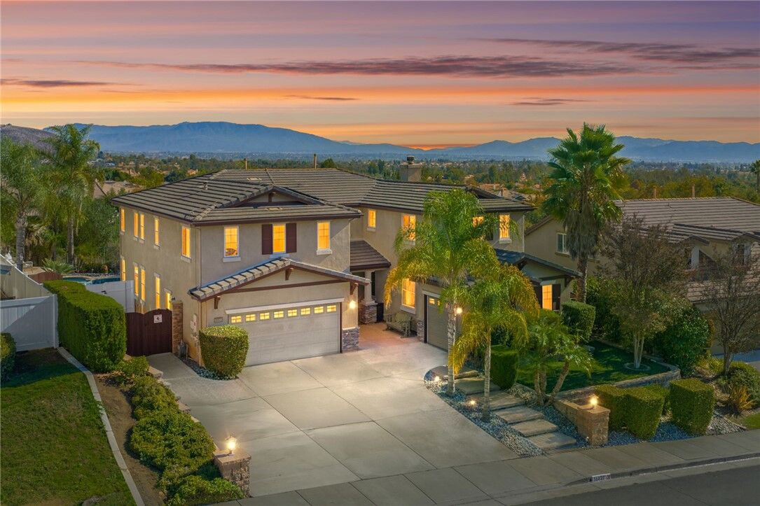 Property Photo:  36622 Silk Oak Terrace  CA 92562 