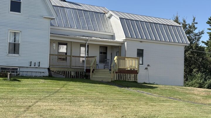 Property Photo: 10 Ridge Road ME 04363