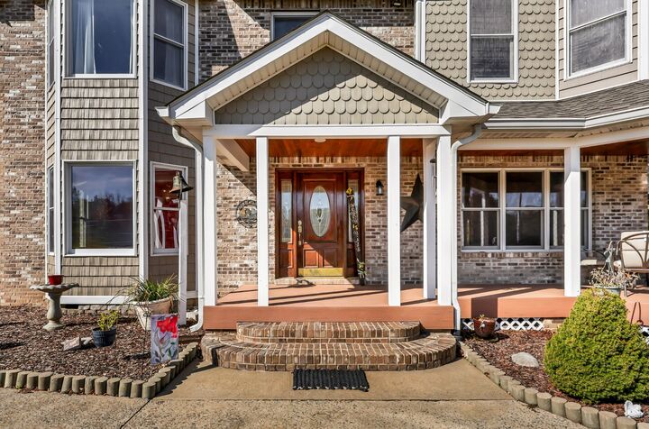 Property Photo:  2753 Jarrell Ridge Rd  TN 37043 