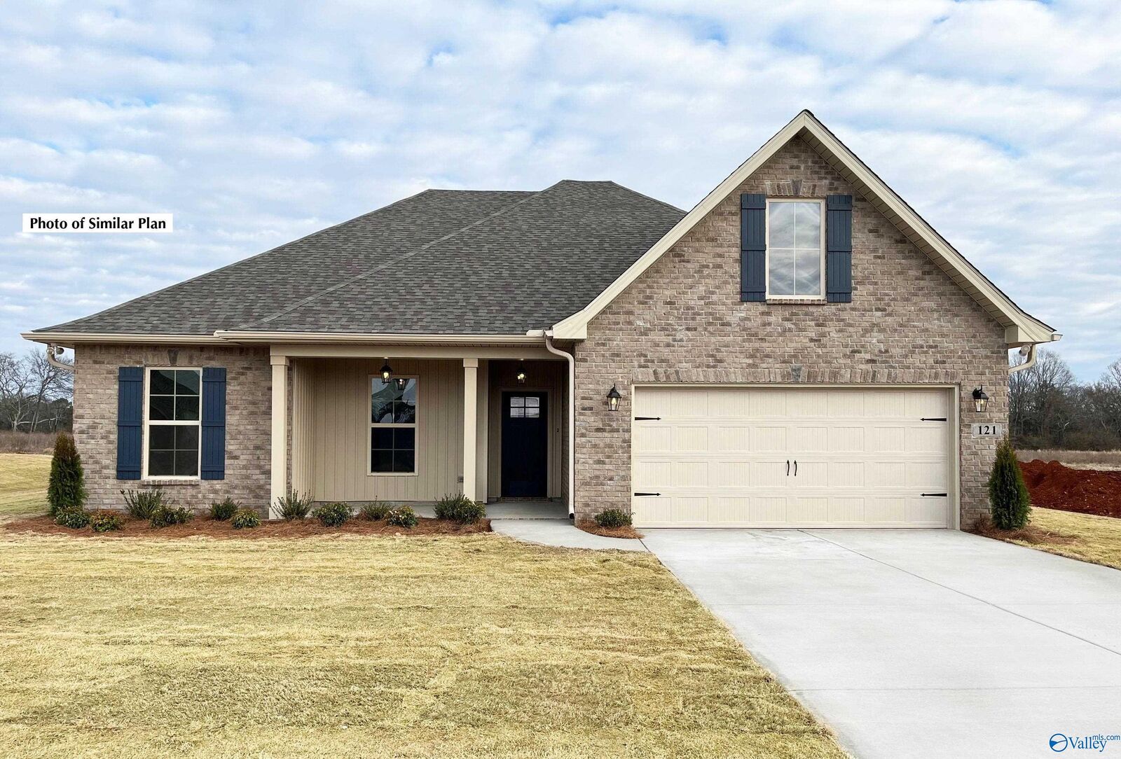 Property Photo: 124 Parvin Way Drive AL 35750