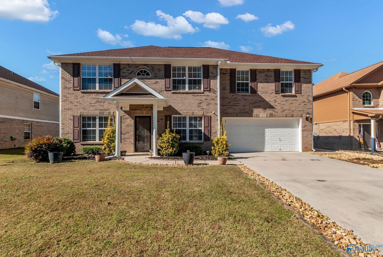 Property Photo:  122 Grey Mare Street  AL 35749 