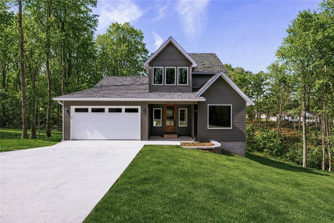 Property Photo:  11 Castlebay Lane  AR 72715 