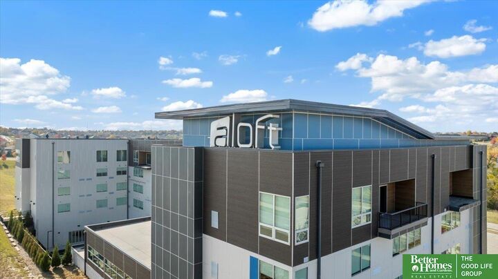 Property Photo: 215 S 181 Street 502 NE 68022-9999