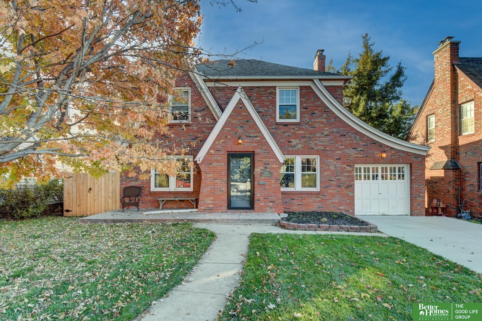 Property Photo: 4207 Shirley Street NE 68106