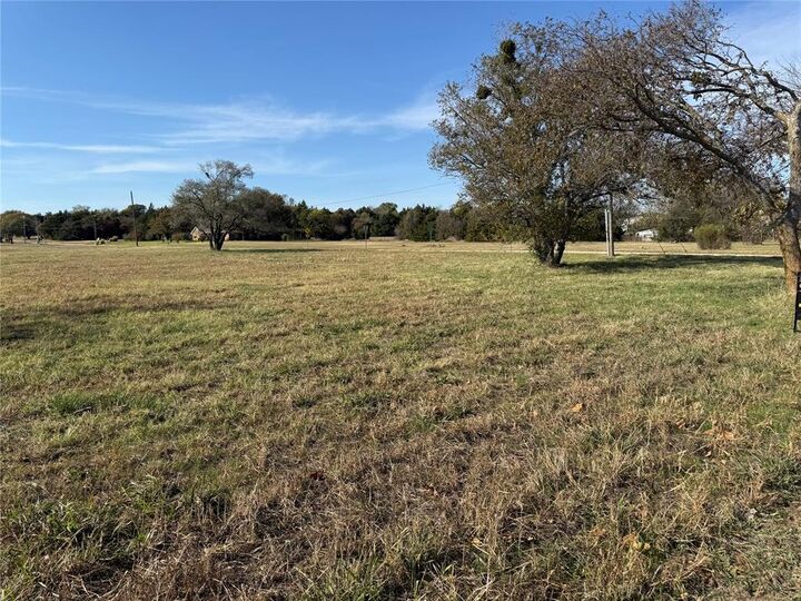 Property Photo: 1836 N Bryan Avenue OK 74804