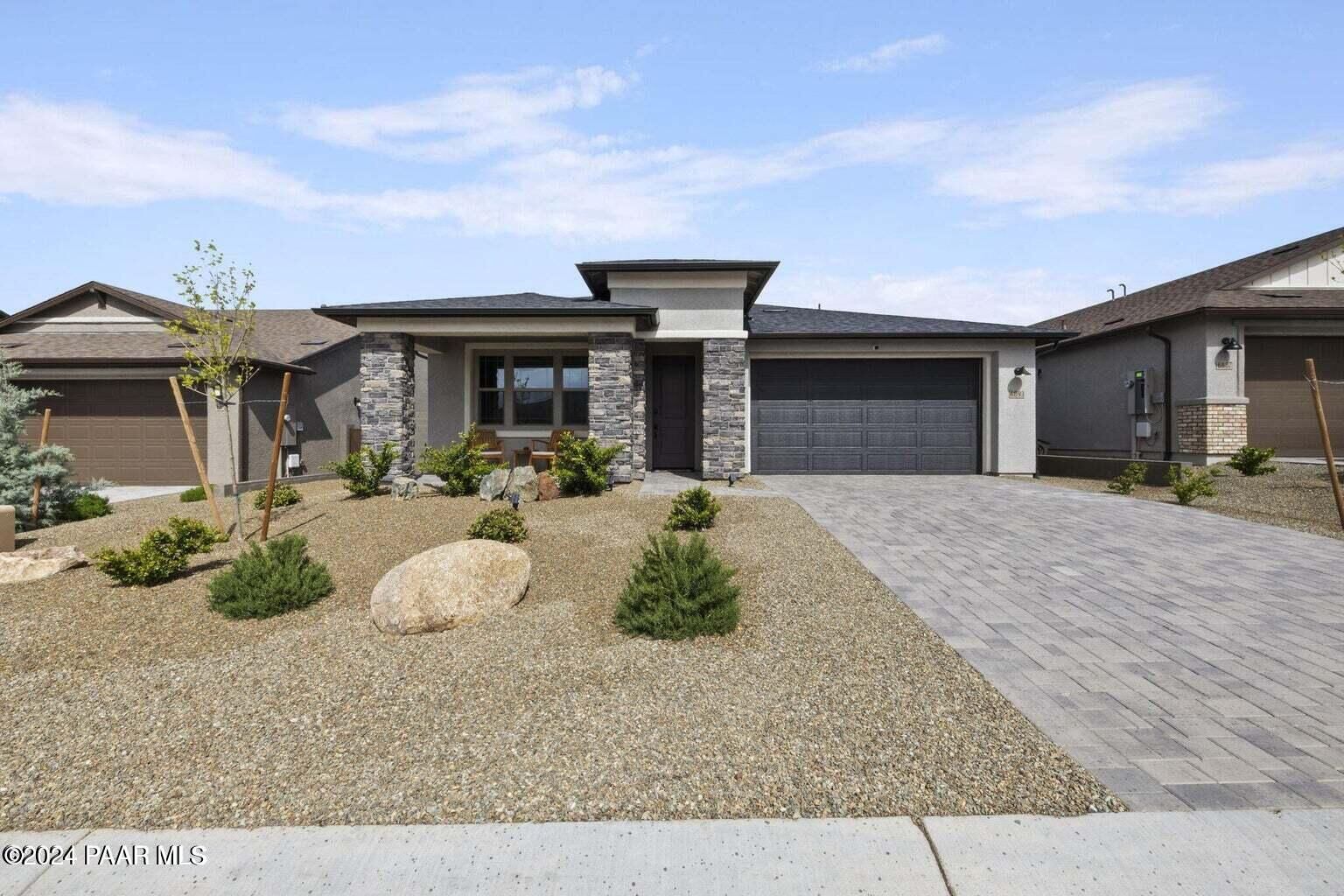 Property Photo: 6893 N Killdeer Trail AZ 86315