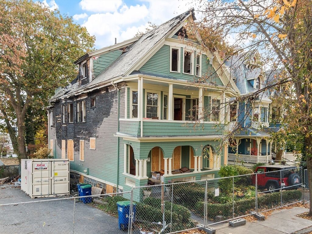 Property Photo: 71 Thurston MA 02145