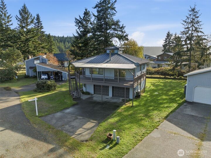 Property Photo: 80 NE Brook Place WA 98588