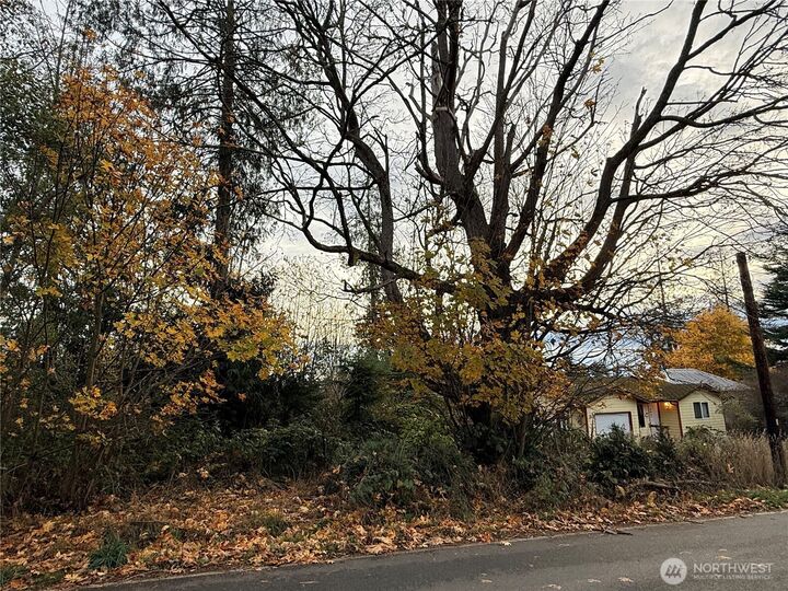 Property Photo:  1390  Admirals Drive  WA 98239 