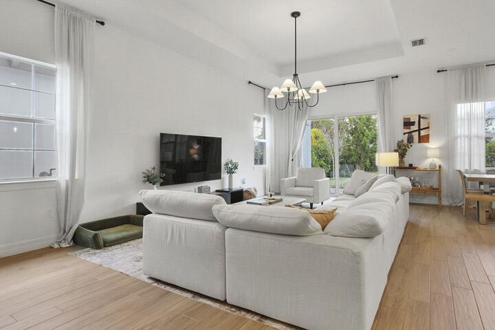 Property Photo: 10369 Northbrook Circle FL 33412