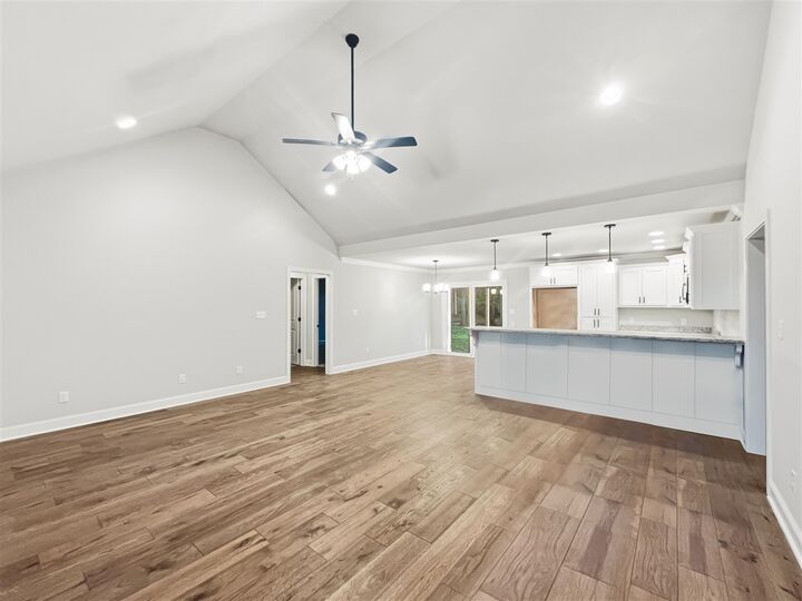 Property Photo:  207 Ayers Lane  KY 42164 