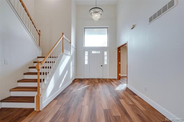 Property Photo:  2545 Chanterell Drive  MI 48083 